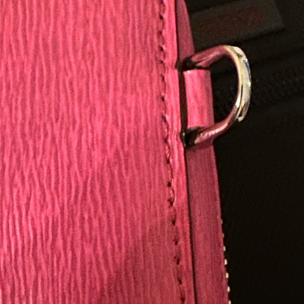 RLL Red Wallet - Picture 5 of 10